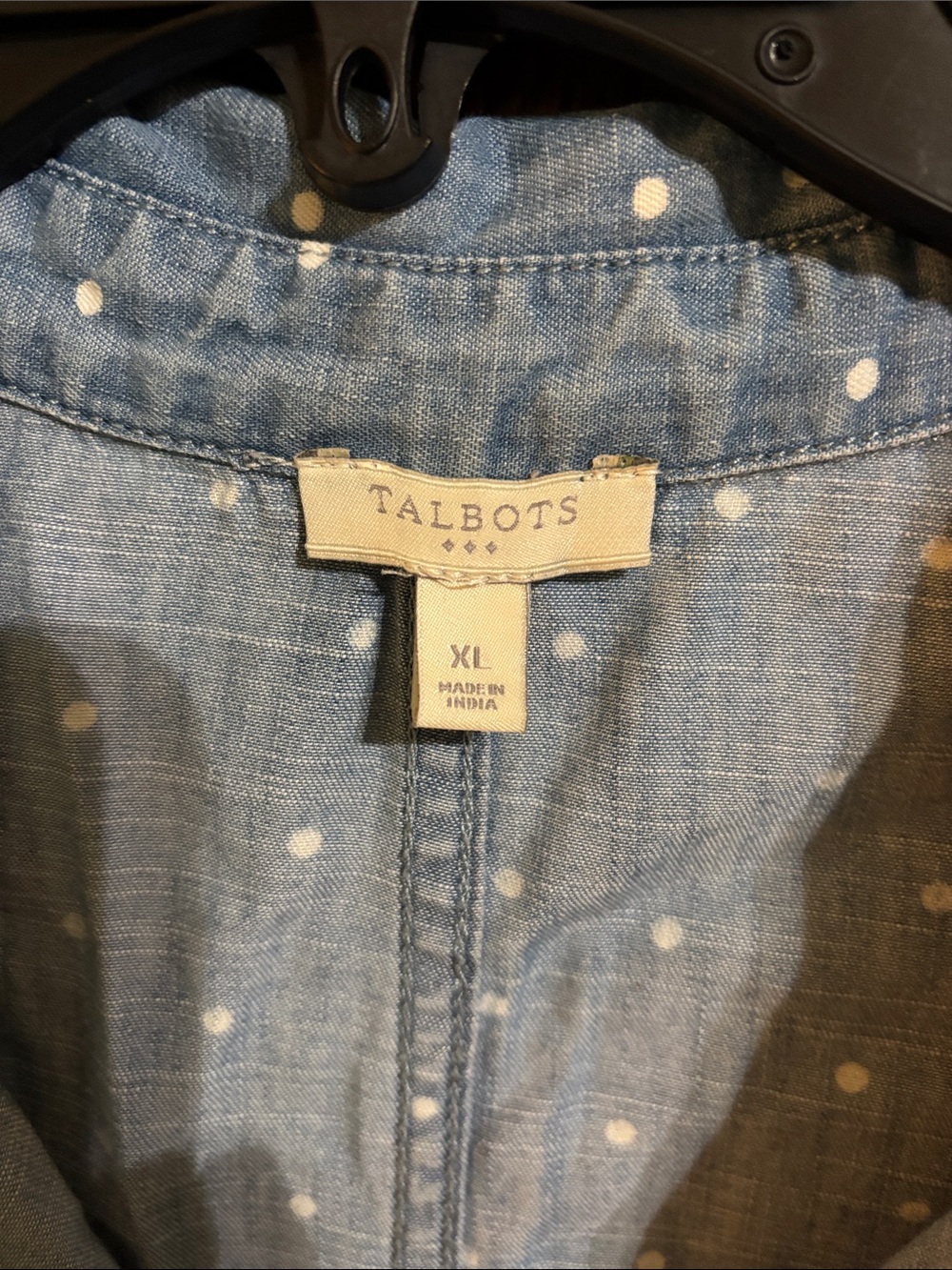 Talbots Light Blue Polka Dot Sleeveless Chambray Top - Picture 2 of 8